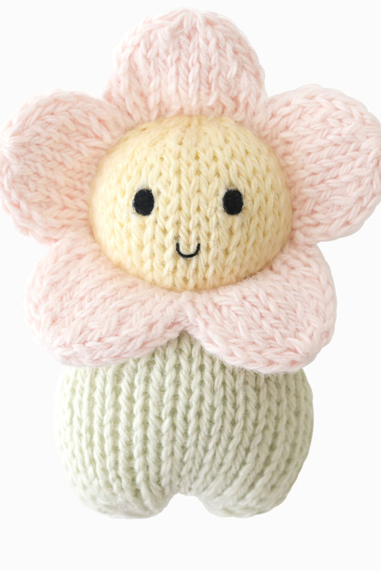 ‍Tiny baby daisy