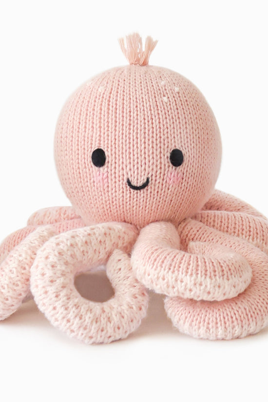 Baby octopus (soft coral pink)