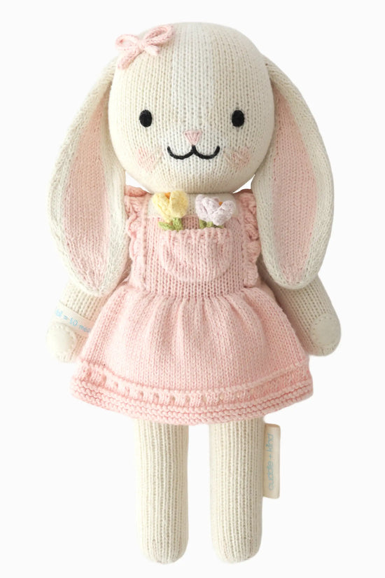 Clover the bunny (blossom)