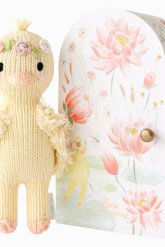 Tiny Flora the duckling (mauve)