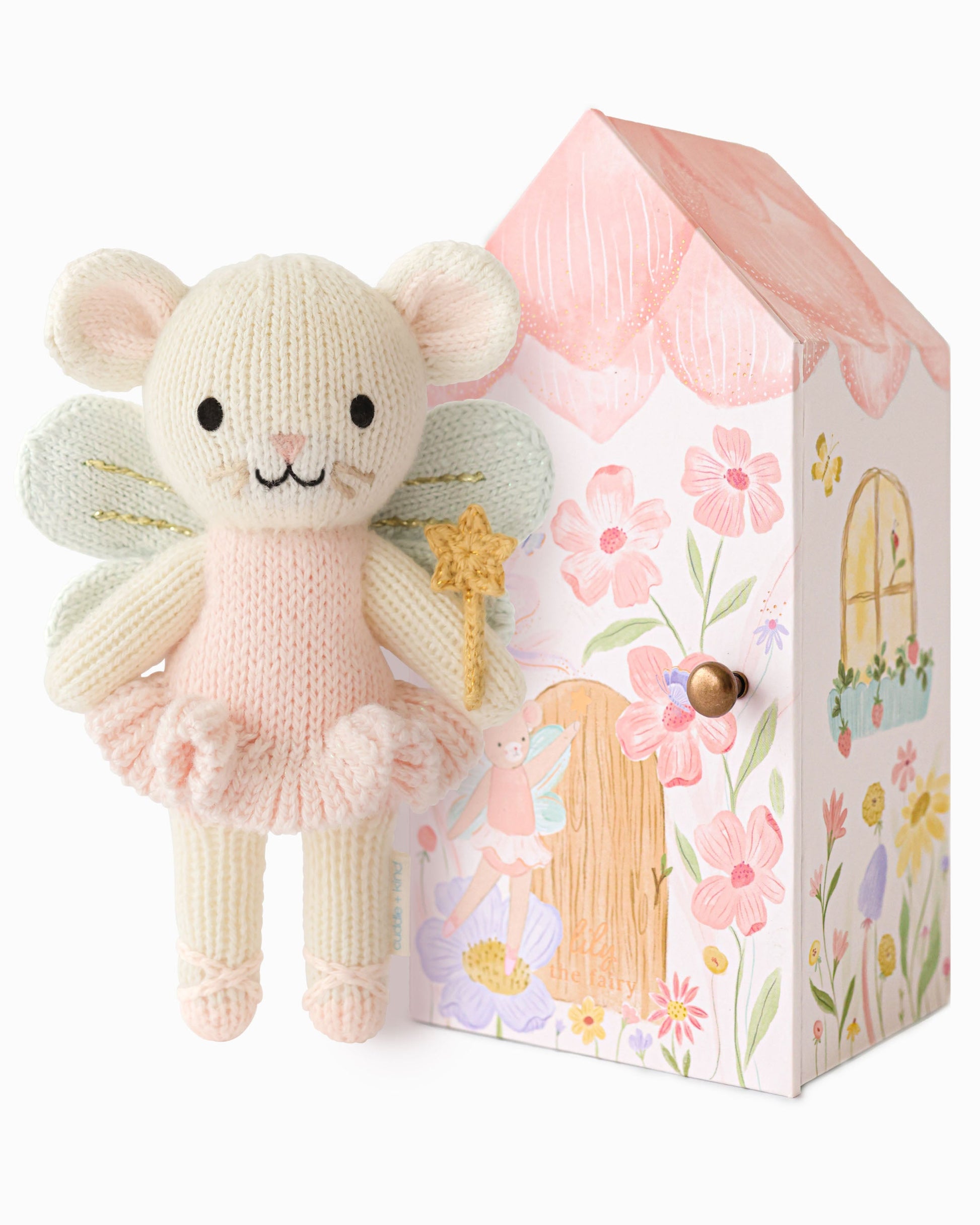 Tiny fairytale set with mouse