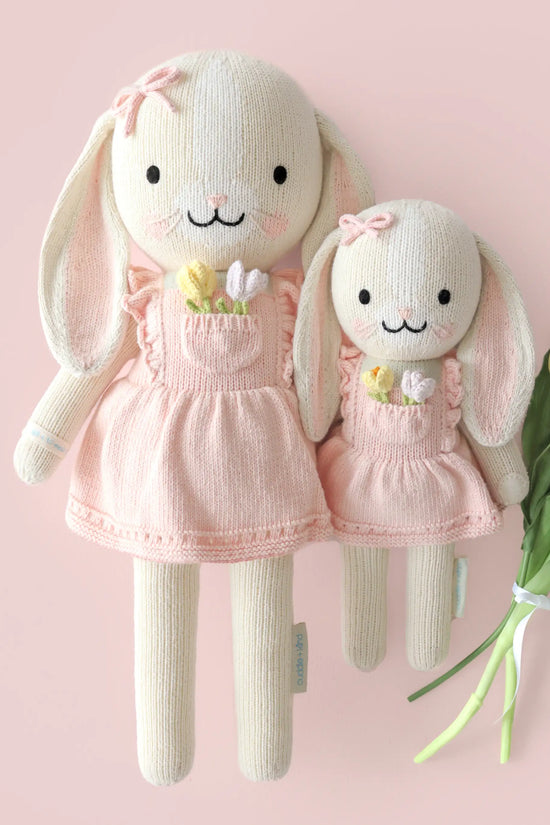 Clover the bunny (blossom)