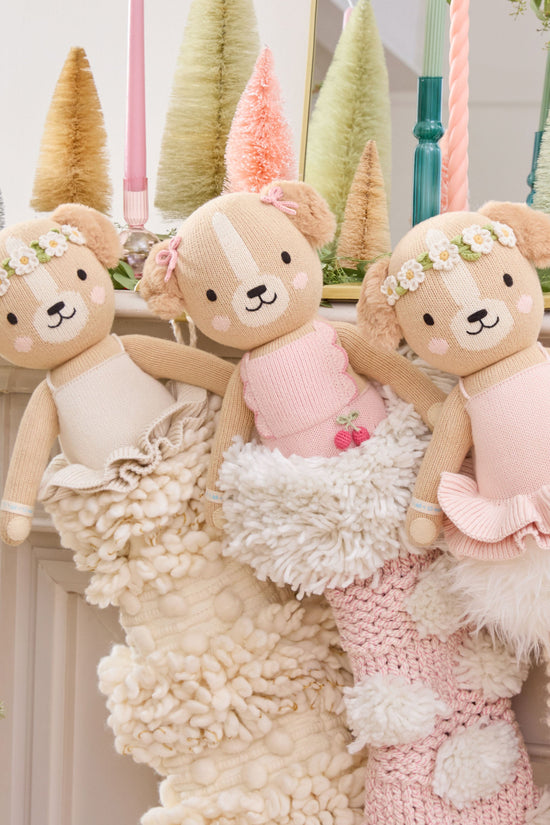 Evelyn the golden puppy (ballet pink)