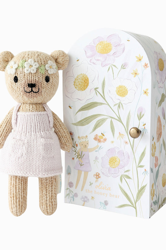 Tiny honey bear family