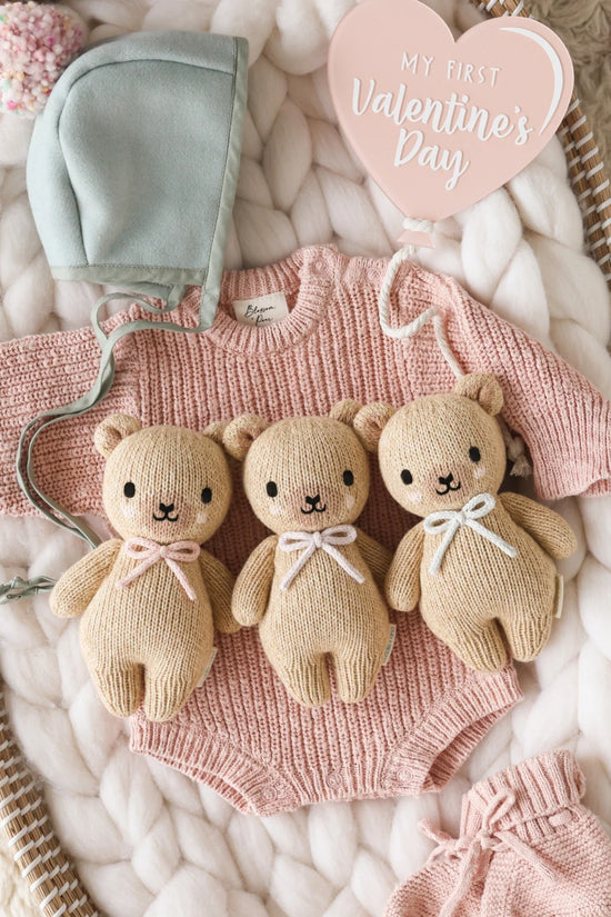 Baby honey bear (lavender bow)