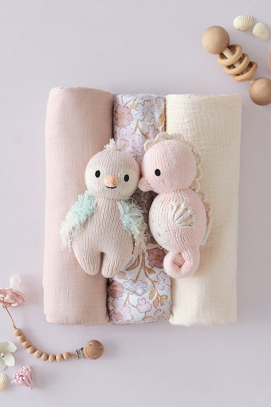 Baby seahorse (powder pink)