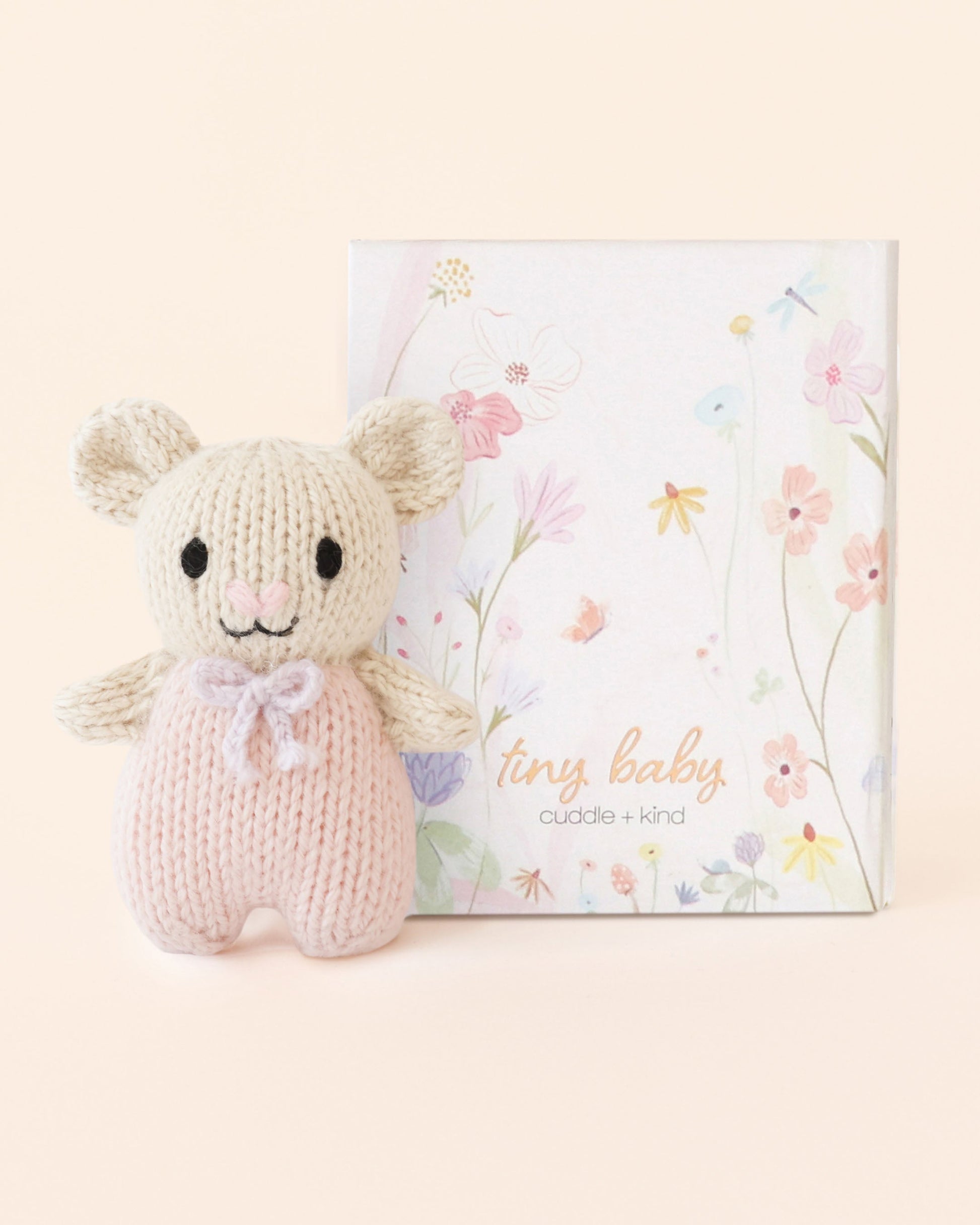Tiny fairytale set with mouse