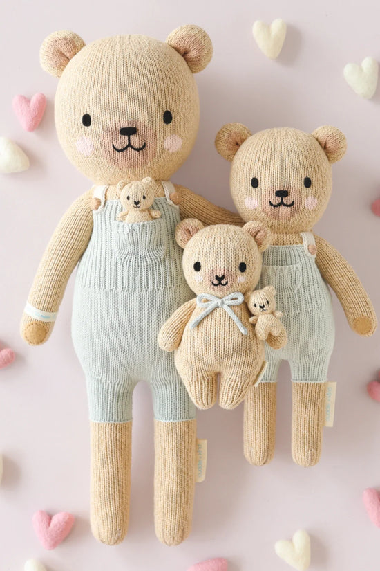 Alexander the honey bear