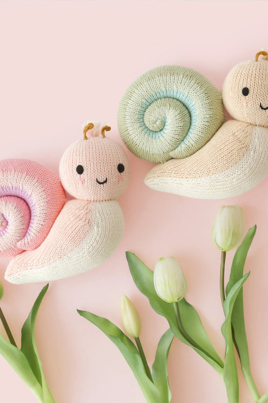 Baby snail (peony)