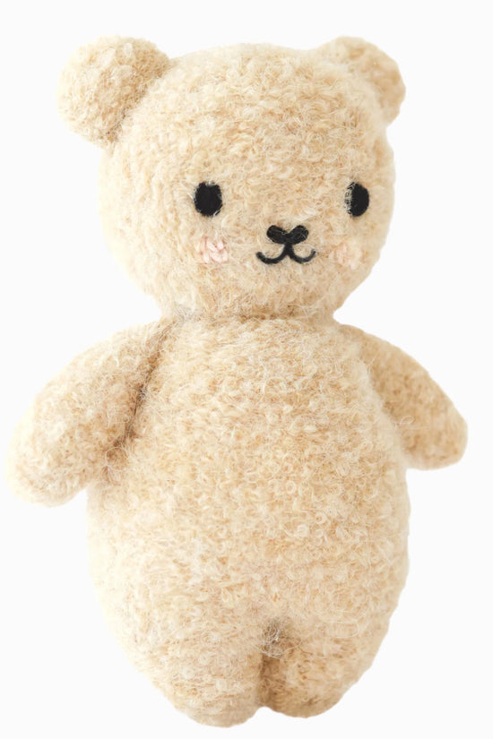 Baby bouclé bear (honey)