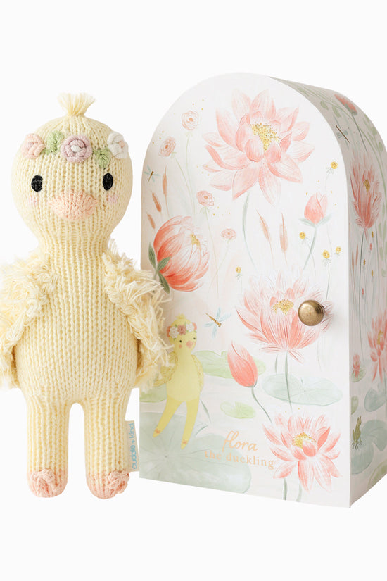 Tiny Flora the duckling (mauve)